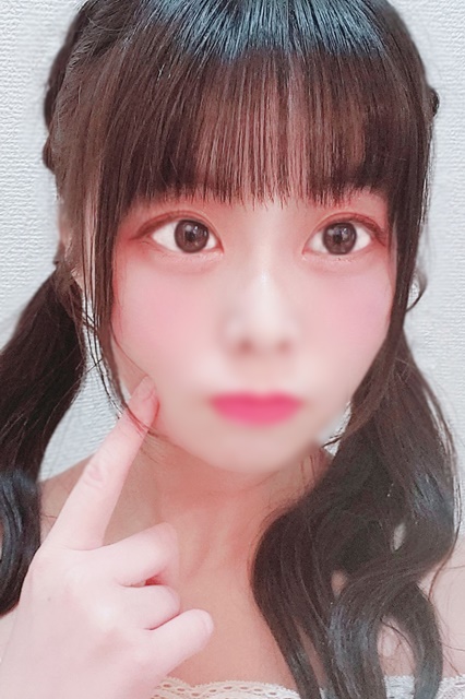 もえな