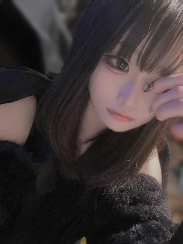 やん